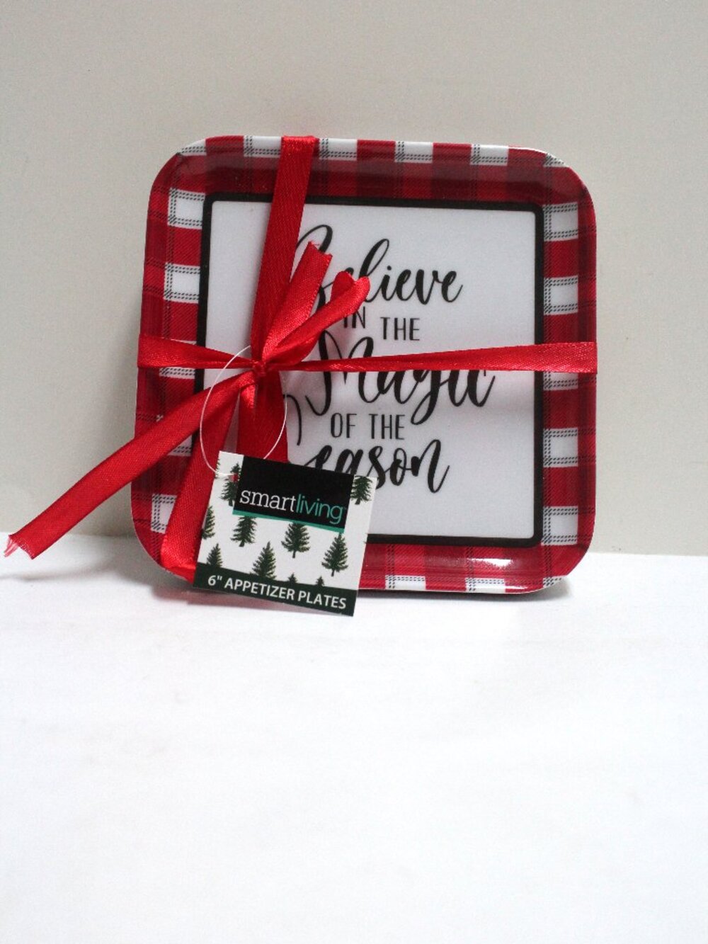 Smart Living NWT Believe In The Magic Of The Season 6" Square Appetizer Plates